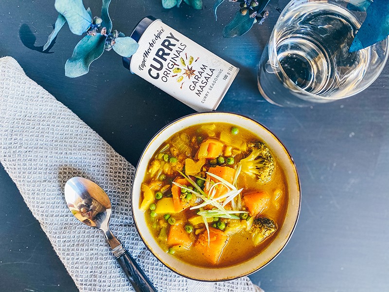 COCONUT MILK & VEGETABLE CURRY